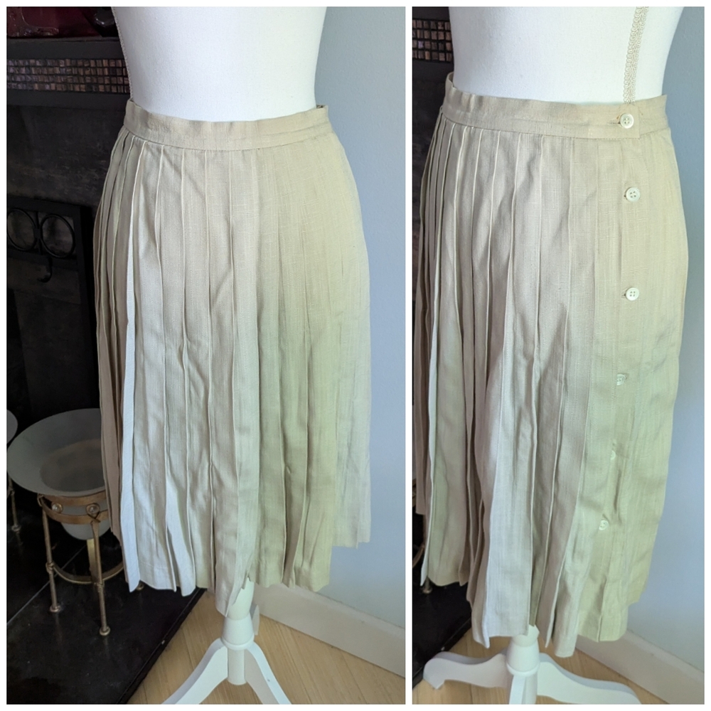 Vintage 80s/90s Liz Claiborne Beige Pleated Midi Skirt Button Side Detail Medium